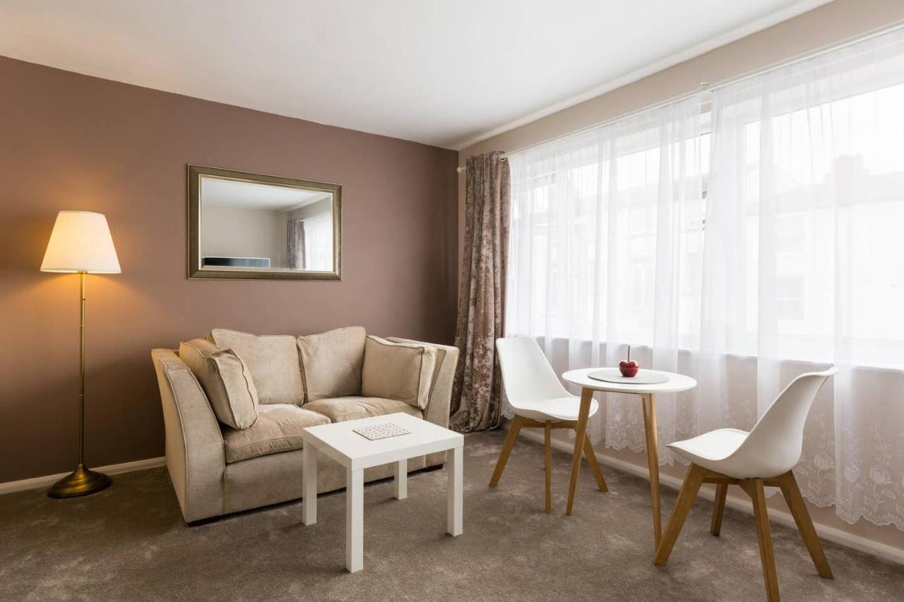 Chocolate Nest Appartement Leamington Spa Buitenkant foto